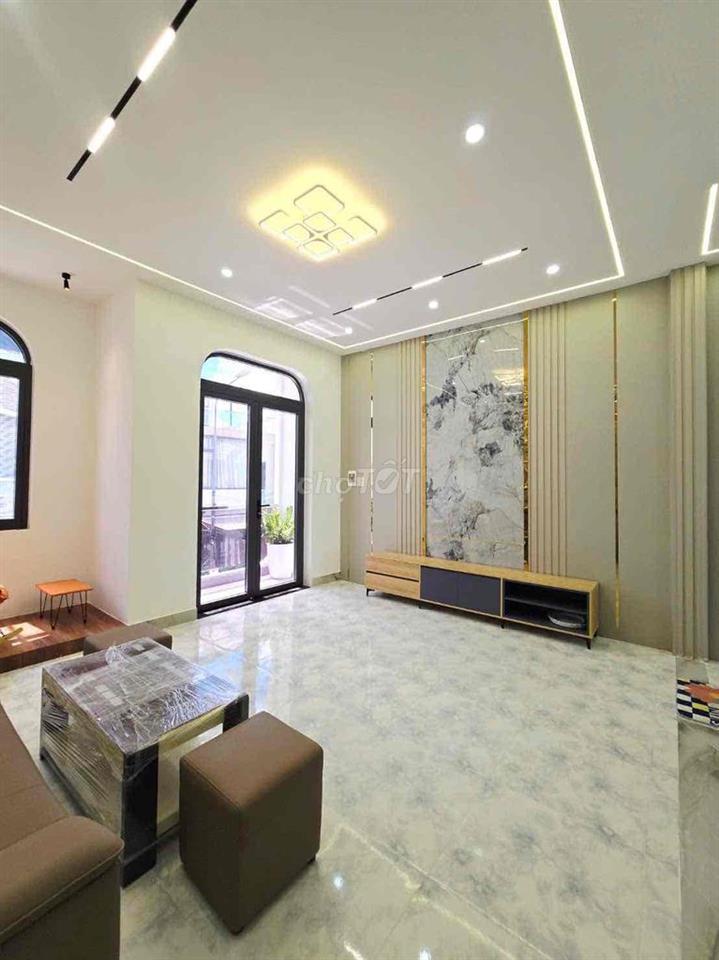 BÁN NHÀ LUXURY - KHU VĂN HOÁ TÂY ĐÔ