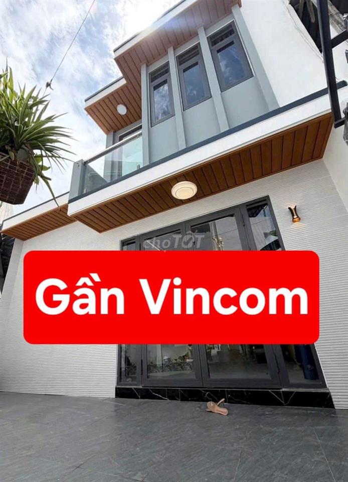 NHÀ 3 PHÒNG NGỦ - HẺM 132 NGUYỄN THỊ MINH KHAI