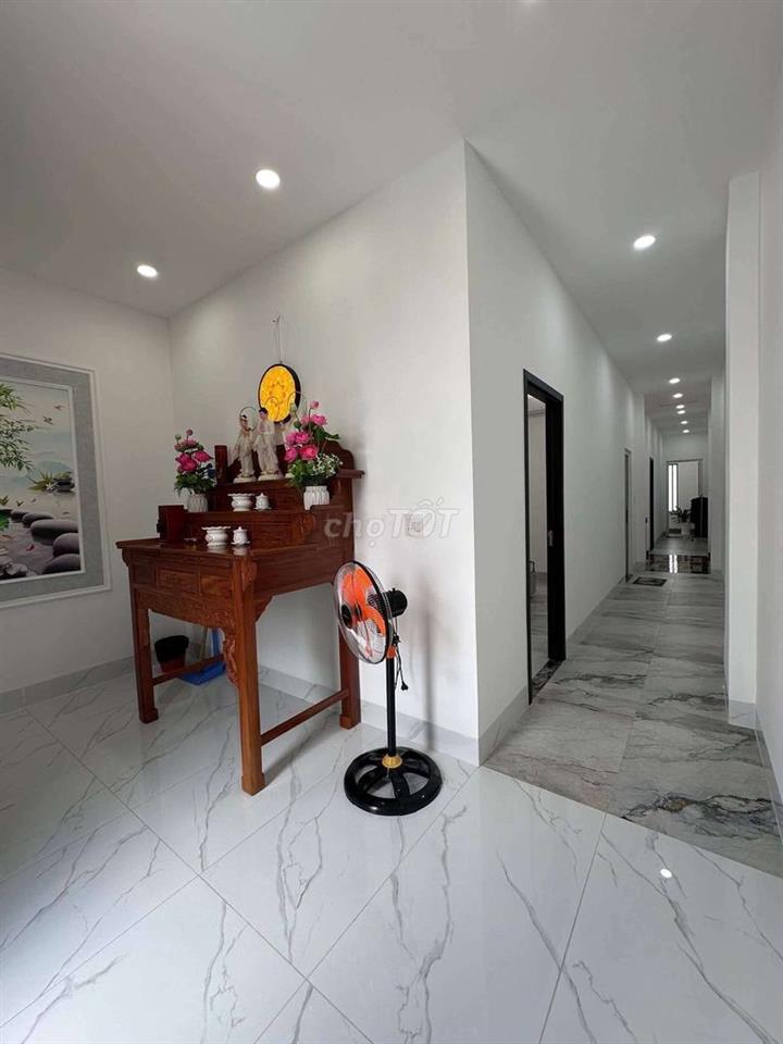 NHÀ 2 LẦU CAO CẤP - KDC 91B