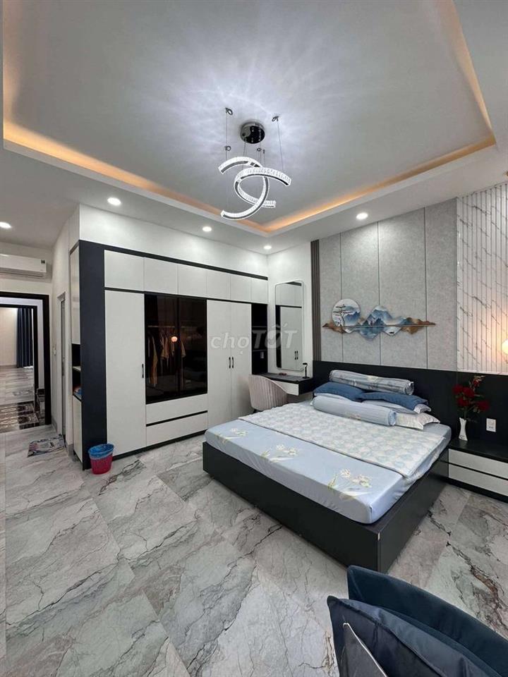 NHÀ 2 LẦU CAO CẤP - KDC 91B