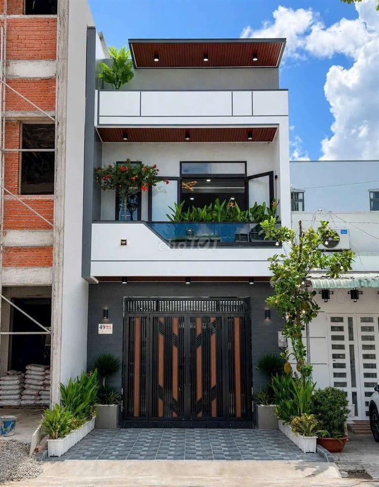 NHÀ CAO CẤP - KDC HỒNG LOAN