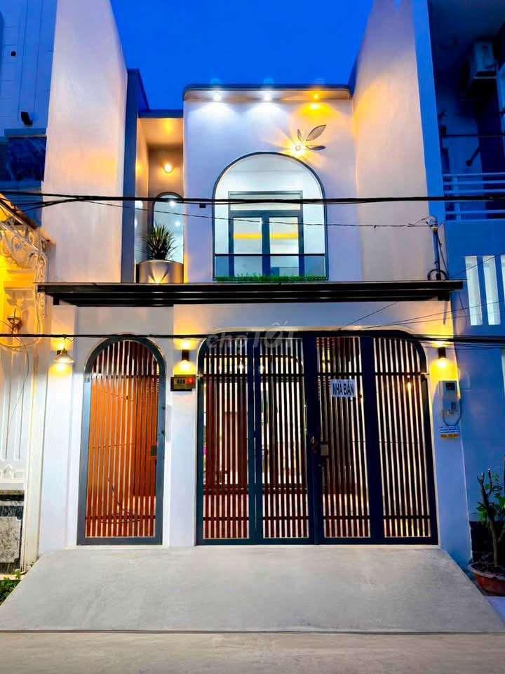 TRỆT LẦU RỘNG RÃI - GẦN NHI ĐỒNG và ĐẠI HỌC FPT