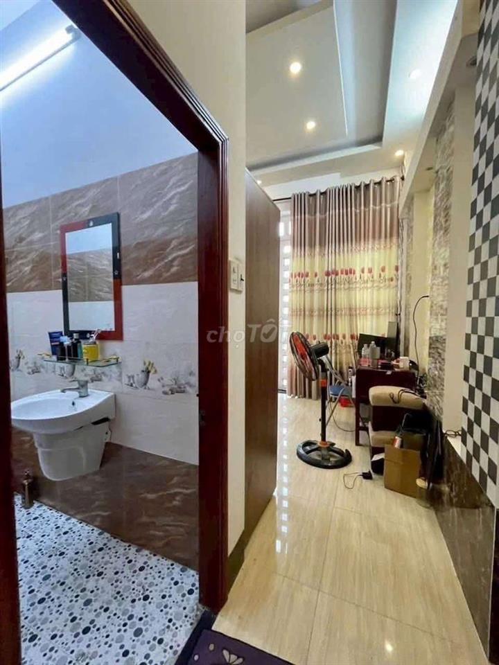 NHÀ RỘNG RÃI - HẺM 7M, ĐƯỜNG HOÀNG QUỐC VIỆT