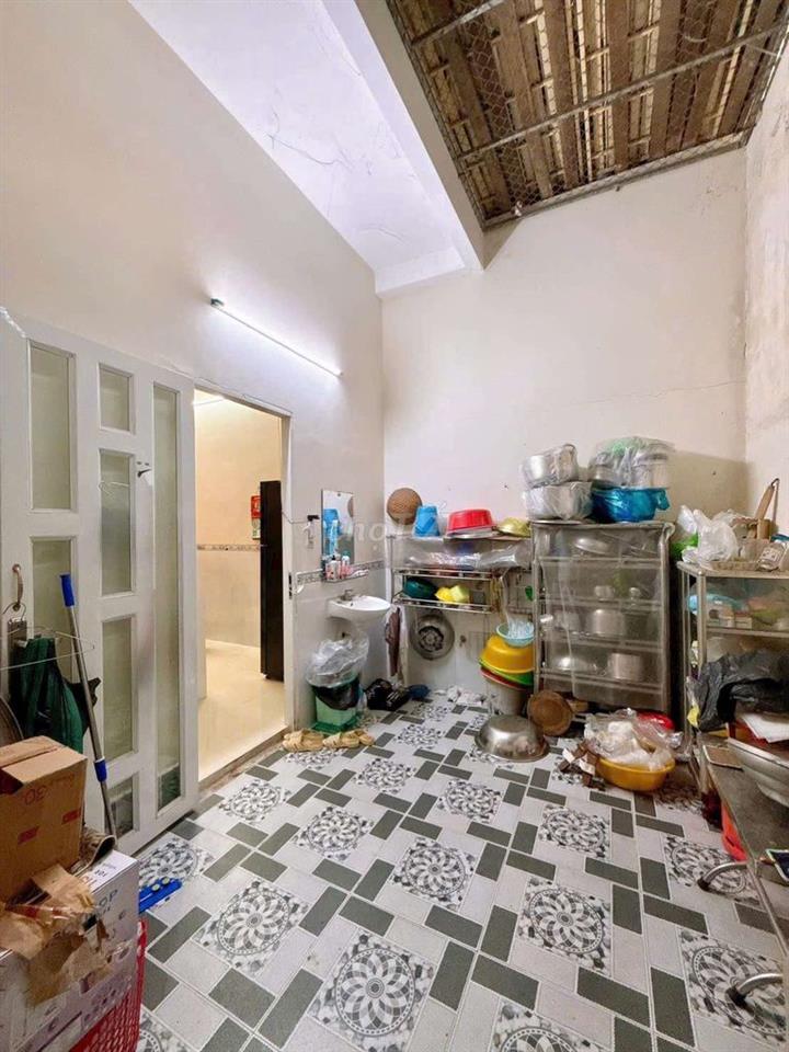 NHÀ 2 LẦU - KHU ĐẠI HỌC Y DƯỢC CẦN THƠ