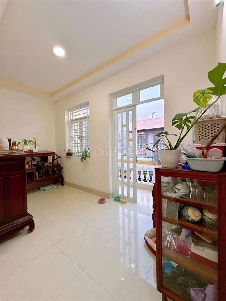 NHÀ 2 LẦU - KHU ĐẠI HỌC Y DƯỢC CẦN THƠ