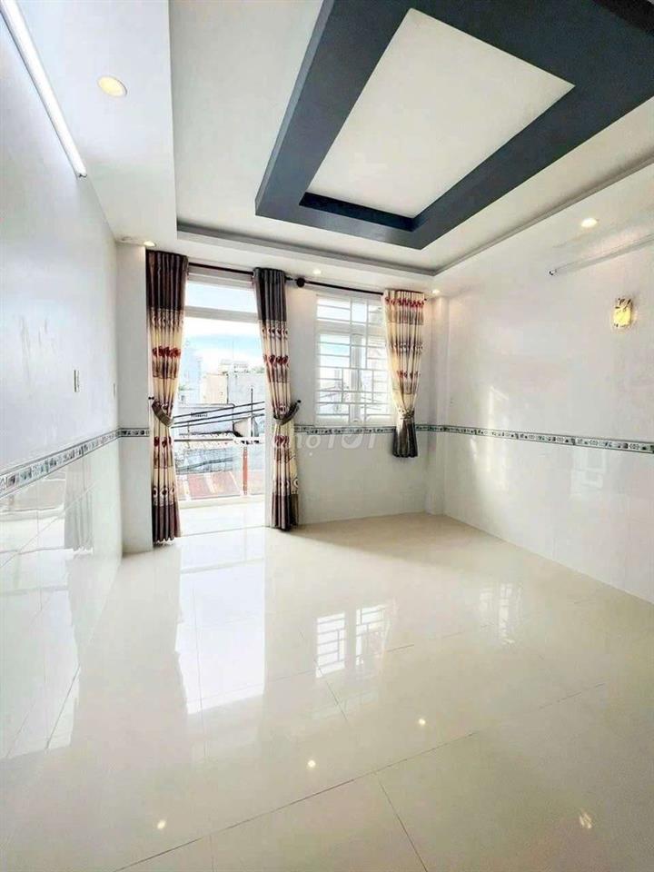 NHÀ 2 LẦU - HẺM 1 LÝ TỰ TRỌNG