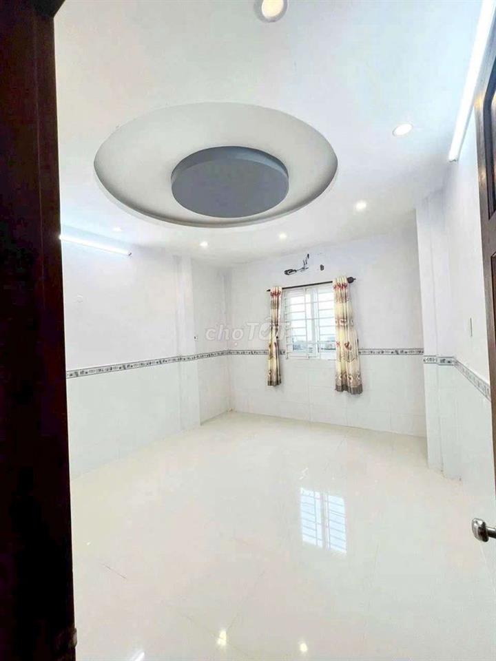 NHÀ 2 LẦU - HẺM 1 LÝ TỰ TRỌNG
