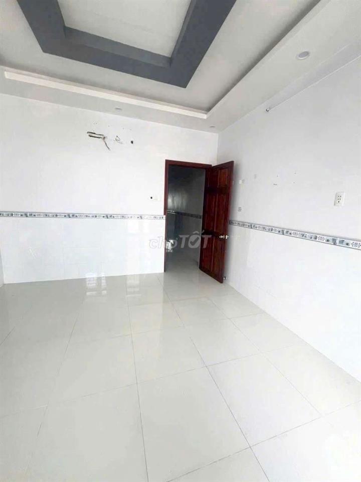 NHÀ 2 LẦU - HẺM 1 LÝ TỰ TRỌNG