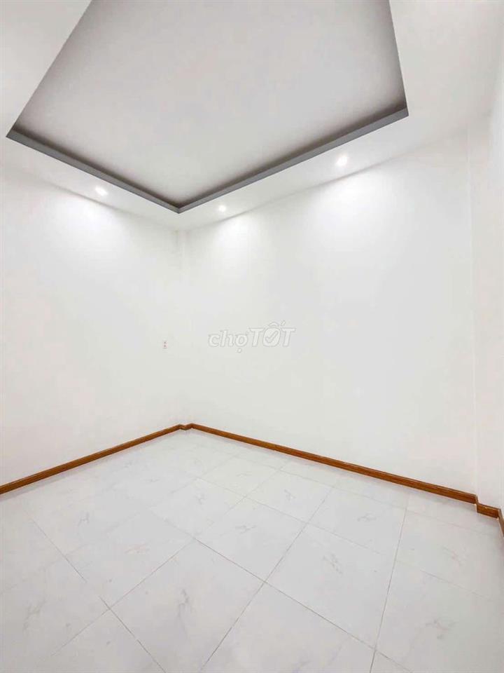 NHÀ 2 LẦU ĐẸP - KDC THỚI NHỰT 1