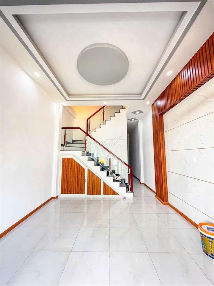 NHÀ 2 LẦU ĐẸP - KDC THỚI NHỰT 1