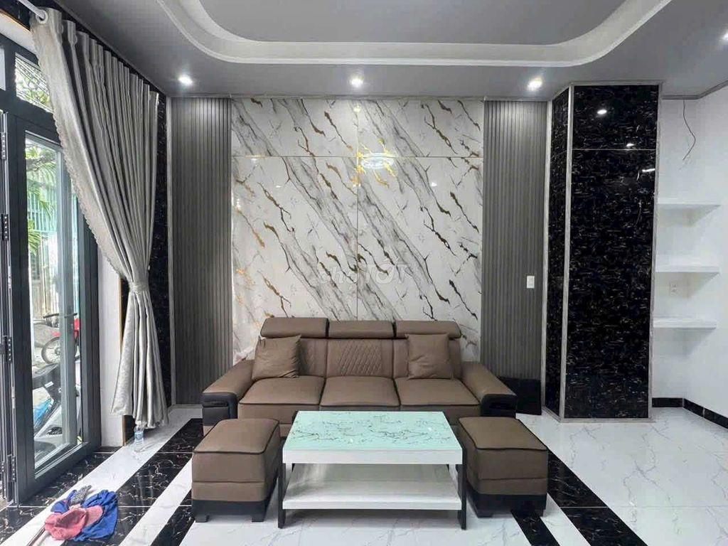 NHÀ XÂY MỚI - HẺM 67 HÙNG VƯƠNG