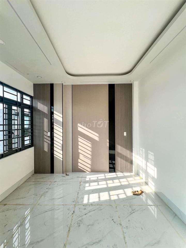 NHÀ 2 LẦU XÂY MỚI - GẦN CHỢ AN CƯ