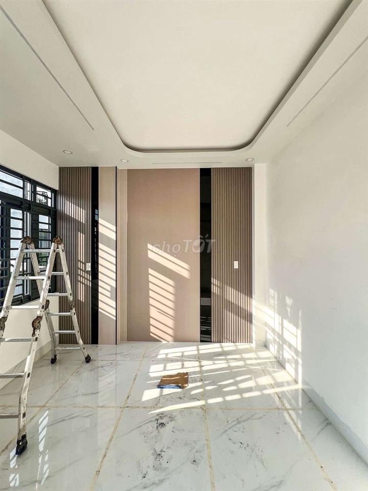 NHÀ 2 LẦU XÂY MỚI - GẦN CHỢ AN CƯ