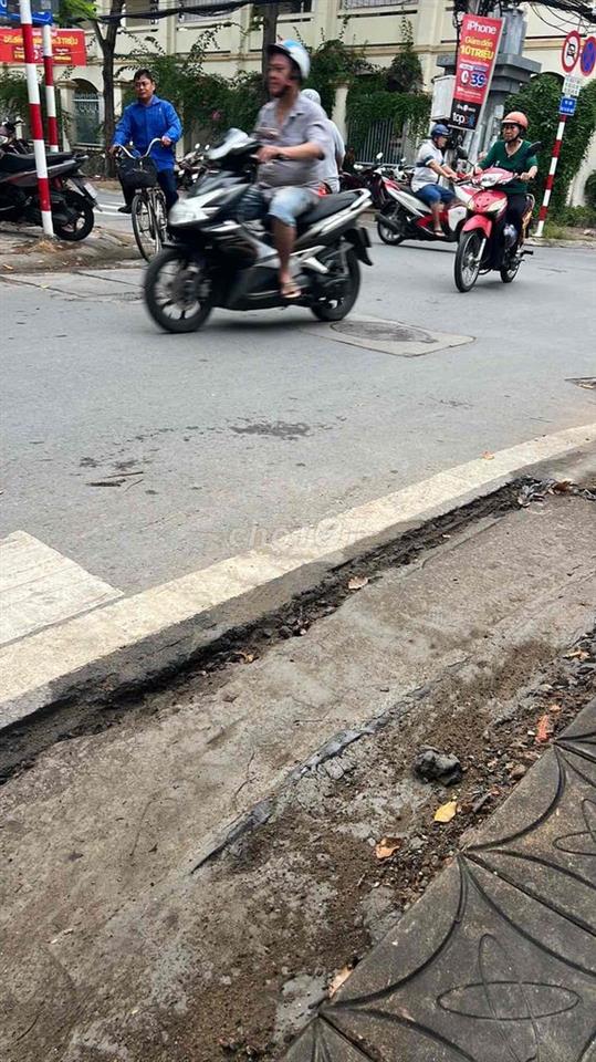 mặt tiền nguyễn việt dũng cái răng