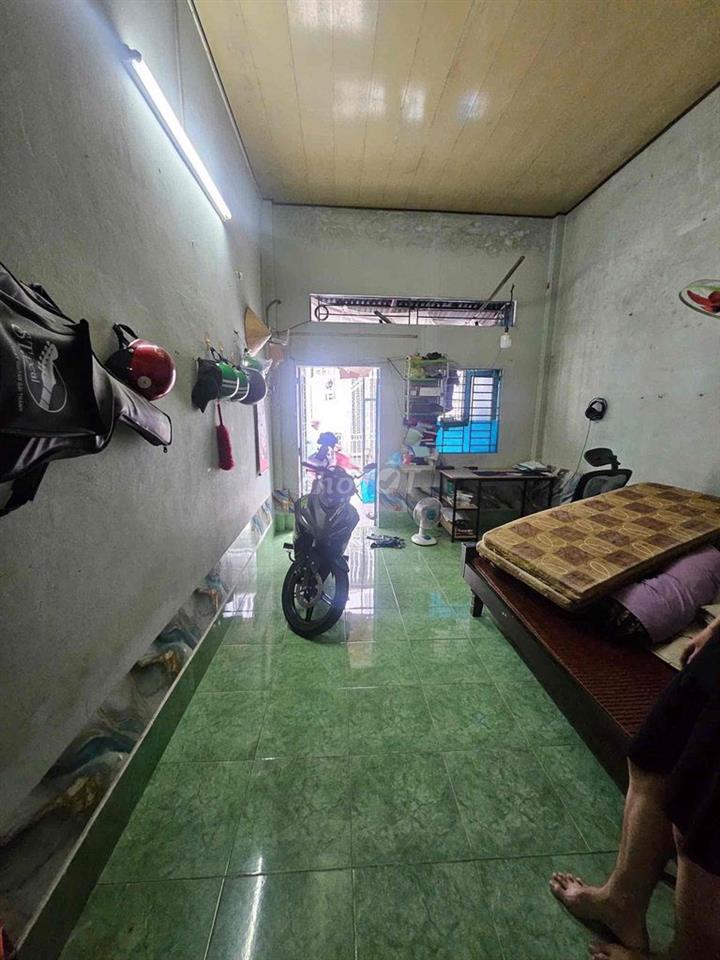 BAN NHA  CHUC CHINH HEM 583 ĐƯỜNG 30/4