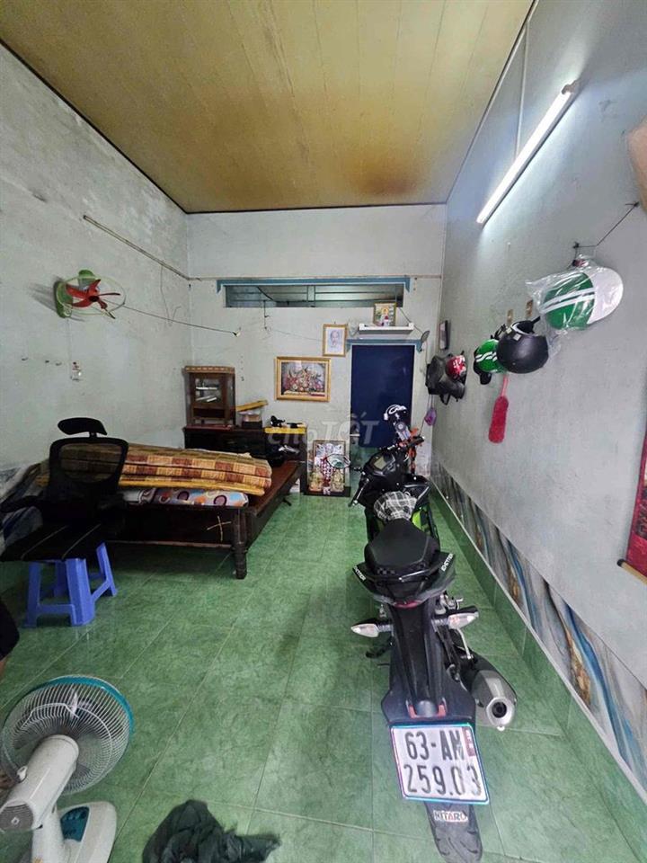 BAN NHA  CHUC CHINH HEM 583 ĐƯỜNG 30/4