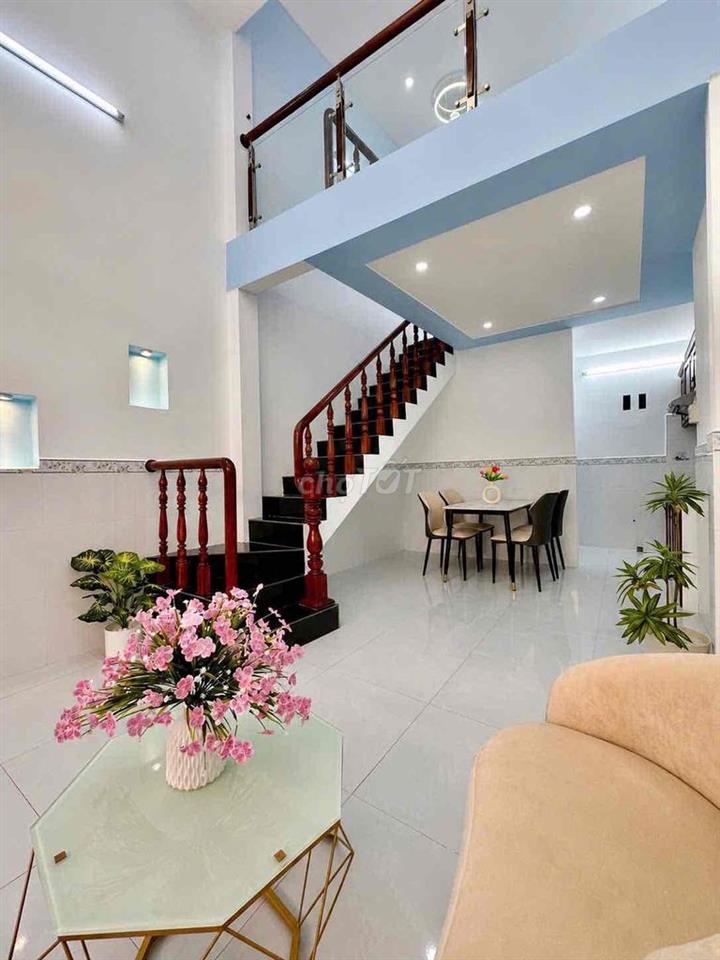 BAN NHA HẺM 70 TRAN HUNG DAO