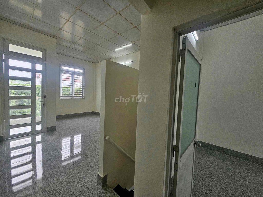 BAN NHA HEM 233 NGUYỄN VĂN CÙ