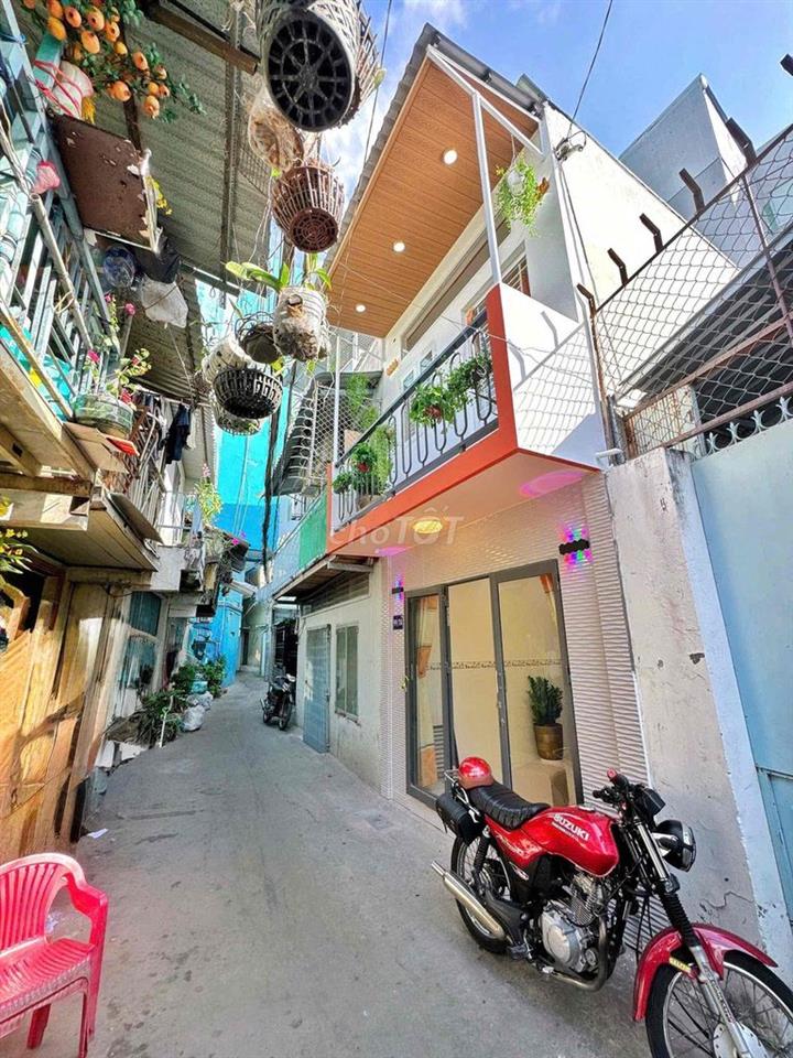 BAN NHA HEM 99 ĐƯỜNG 30/4