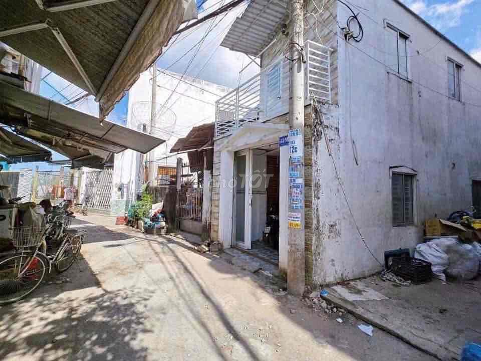 ban nha hem 4 bui huu nghĩa