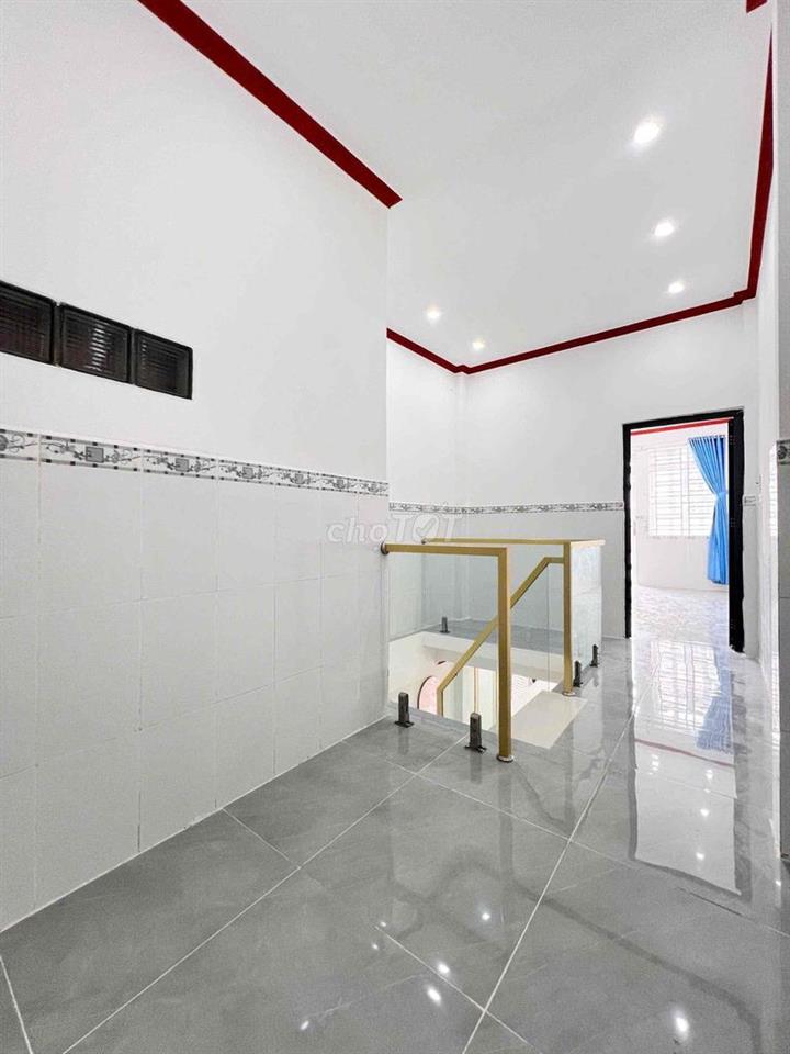 BÁN NHÀ HẺM 33 QUANG TRUNG
