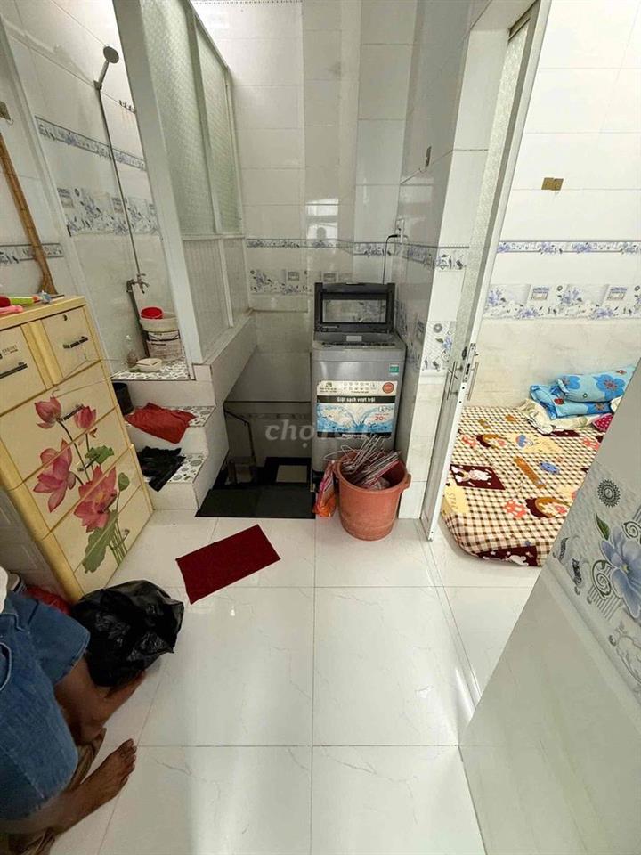 BAN NHA KE CHO XUÂN KHÁNH