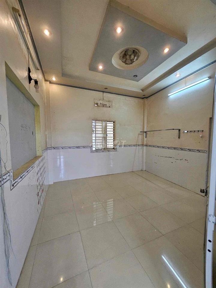 BAN NHA HẺM 50 Quang trung
