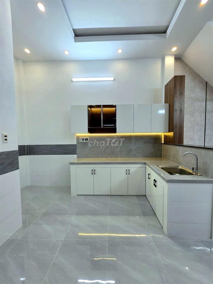 NHÀ MẶT TIỀN LỘ 12M GIÁ QUÁ RẺ CÁCH HUỲNH THỊ NỞ 15M