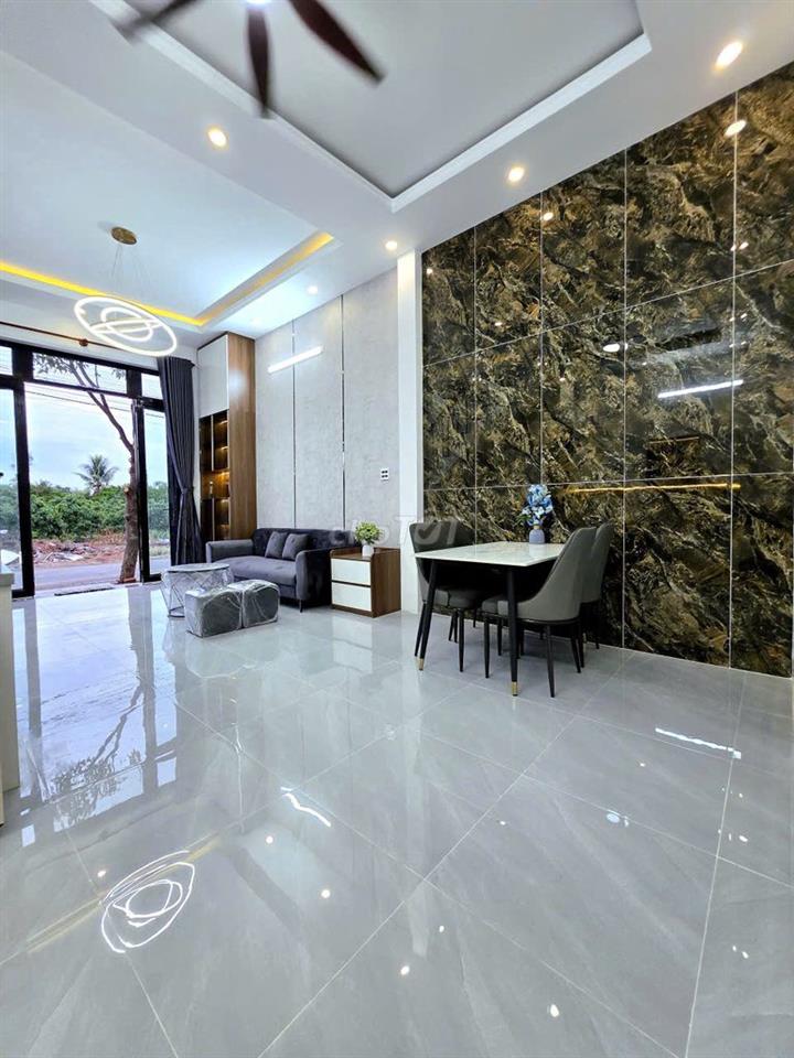 NHÀ MẶT TIỀN LỘ 12M GIÁ QUÁ RẺ CÁCH HUỲNH THỊ NỞ 15M