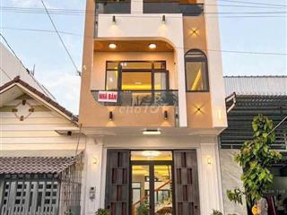 KHÔNG CÒN CĂN RẺ HƠN - NHÀ PHỐ TẶNG NỘI THẤT KDC HỒNG LOAN