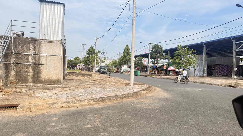 Nền Ngã tư Chợ Mái Dầm khu đô thị Hưng Phát