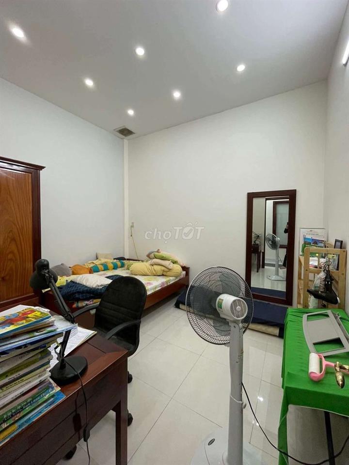 NHÀ RỘNG - KDC HƯNG PHÚ 1