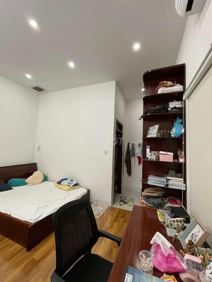 NHÀ RỘNG - KDC HƯNG PHÚ 1