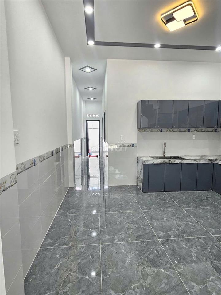 B.án nhà 1 trệt + 1 lầu đường C4 KDC Phú An, phường Hưng Phú, Cần Thơ