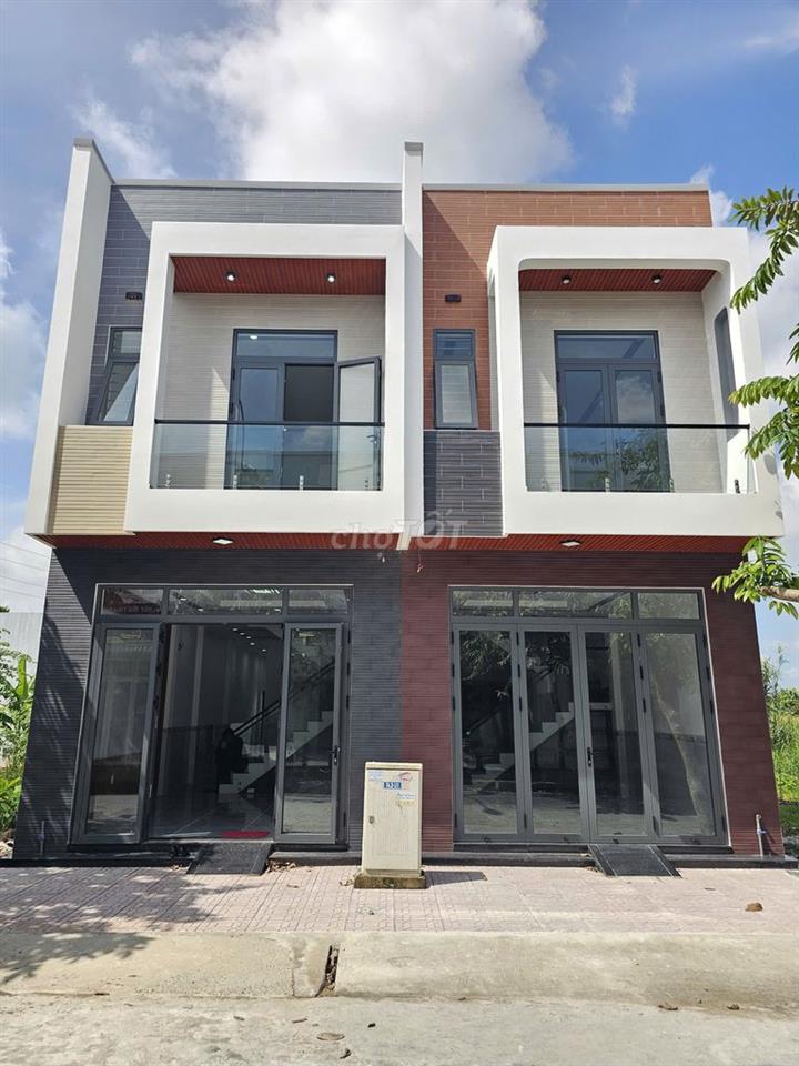 B.án nhà 1 trệt + 1 lầu đường C4 KDC Phú An, phường Hưng Phú, Cần Thơ