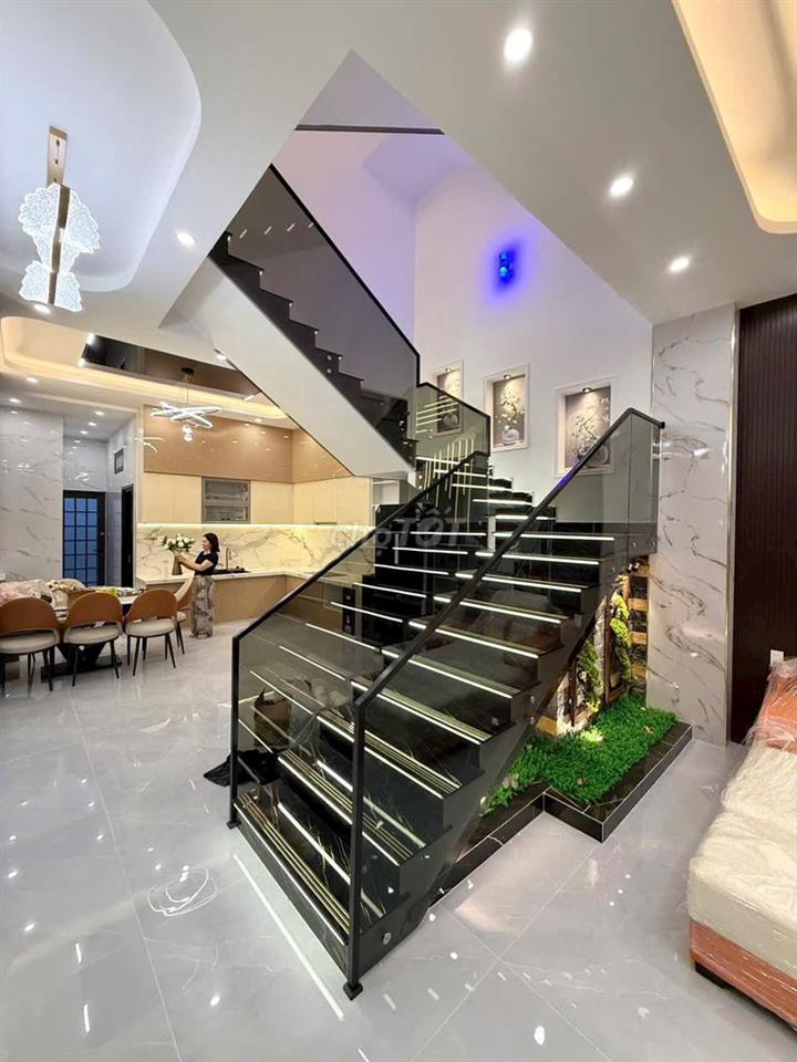 Bán nhà khu hồng loan cần thơ