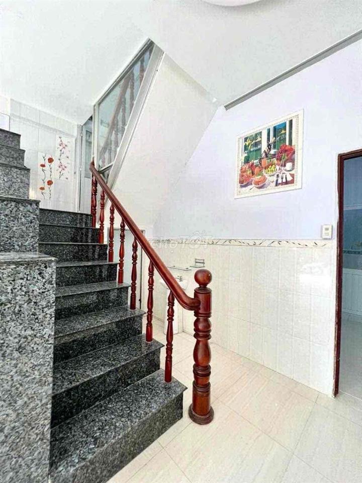 Bán nhà trệt lầu hẻm 125 Hoàng Văn Thụ, An Cư, Ninh Kiều, TPCT