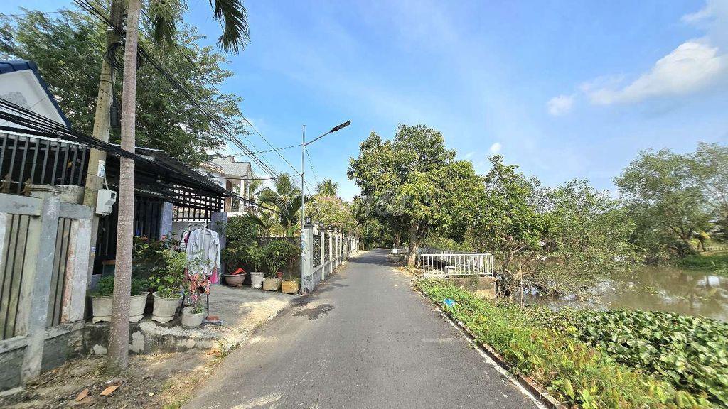 NHÀ GẦN CHỢ BÔNG VANG GIÁ RẺ