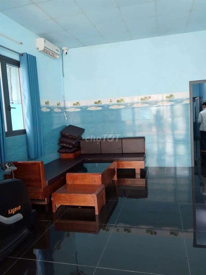 Nhà cấp 4 nội thất cao cấp cách quốc lộ 300m đường xe oto vô toi