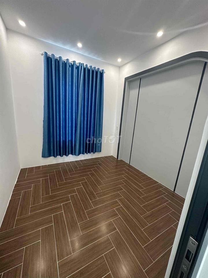 NHÀ HOÀN CÔNG CẦN BÁN