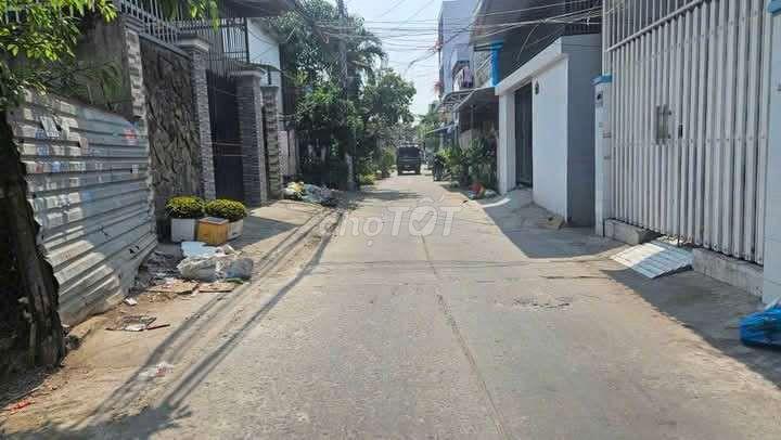 Bán nhà giá rẻ ở trung tâm CMT8