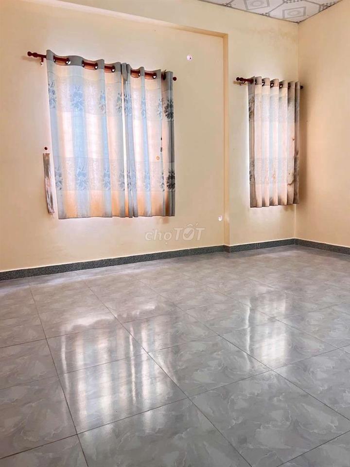 BÁN NHÀ TRỆT LẦU - SỔ HỒNG - KDC HOÀNG QUÂN gần Trường FPT, ĐH Tây Đô
