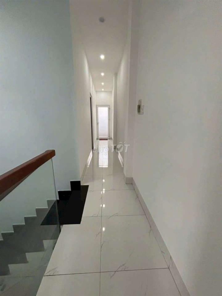 BÁN NHÀ TRỆT LẦU ĐẸP - HẺM 234 HOÀNG QUỐC VIỆT - 3 P. NGỦ (CÓ PN TRỆT)