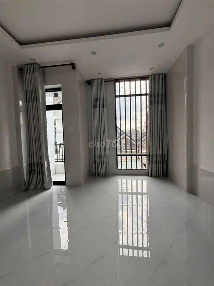 BÁN NHÀ TRỆT LẦU ĐẸP - HẺM 234 HOÀNG QUỐC VIỆT - 3 P. NGỦ (CÓ PN TRỆT)