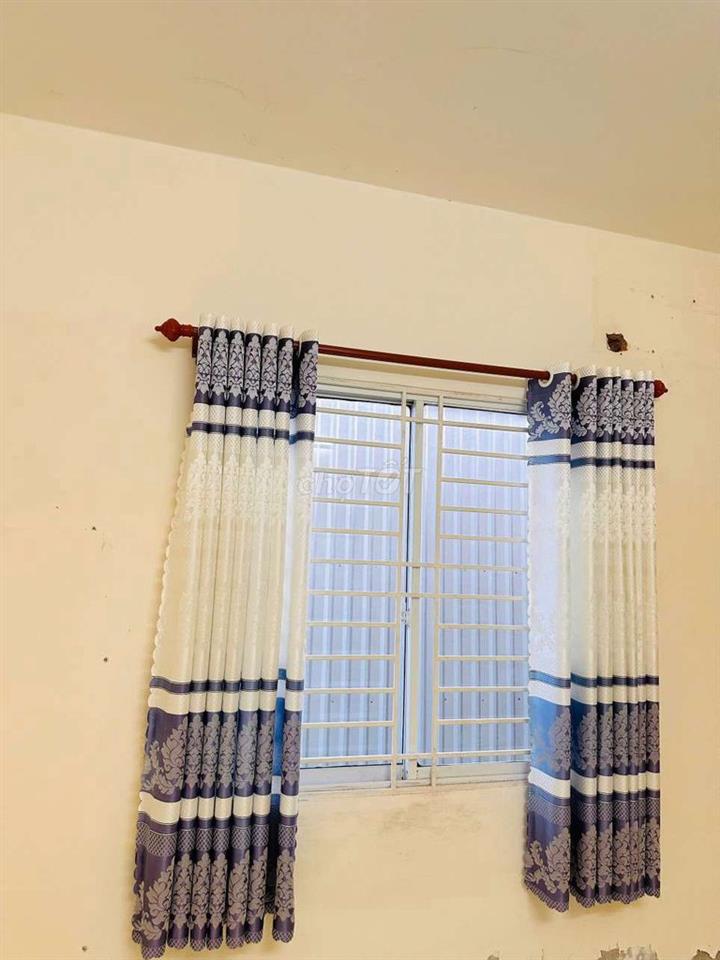 CHO THUÊ NHÀ TRỆT LẦU - GÓC HẺM HÔNG THOÁNG MÁT - KDC HOÀNG QUÂN
