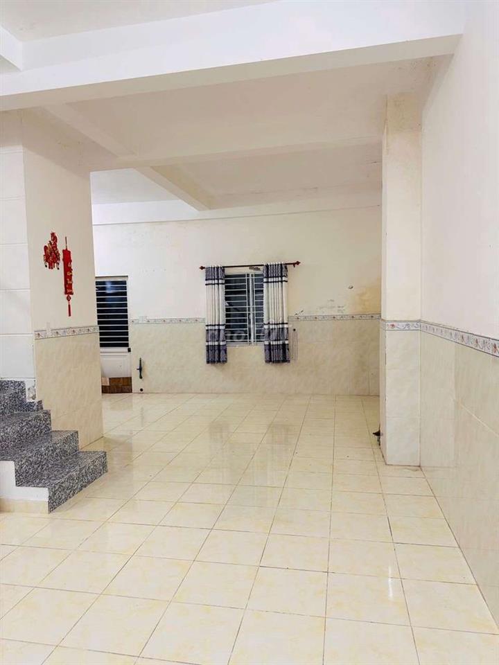 CHO THUÊ NHÀ TRỆT LẦU - GÓC HẺM HÔNG THOÁNG MÁT - KDC HOÀNG QUÂN