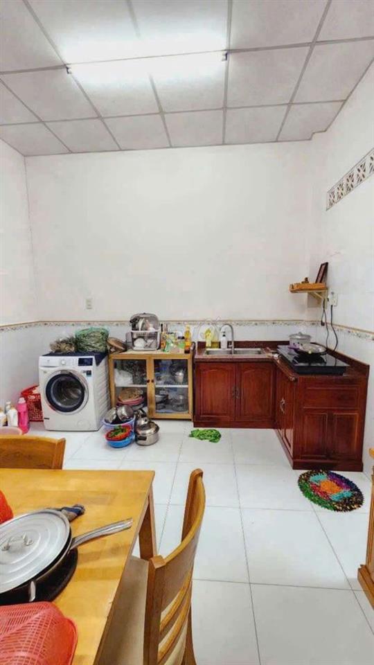 CHO THUÊ NHÀ TRỆT LẦU - KDC HOÀNG QUÂN - GẦN TRƯỜNG FPT