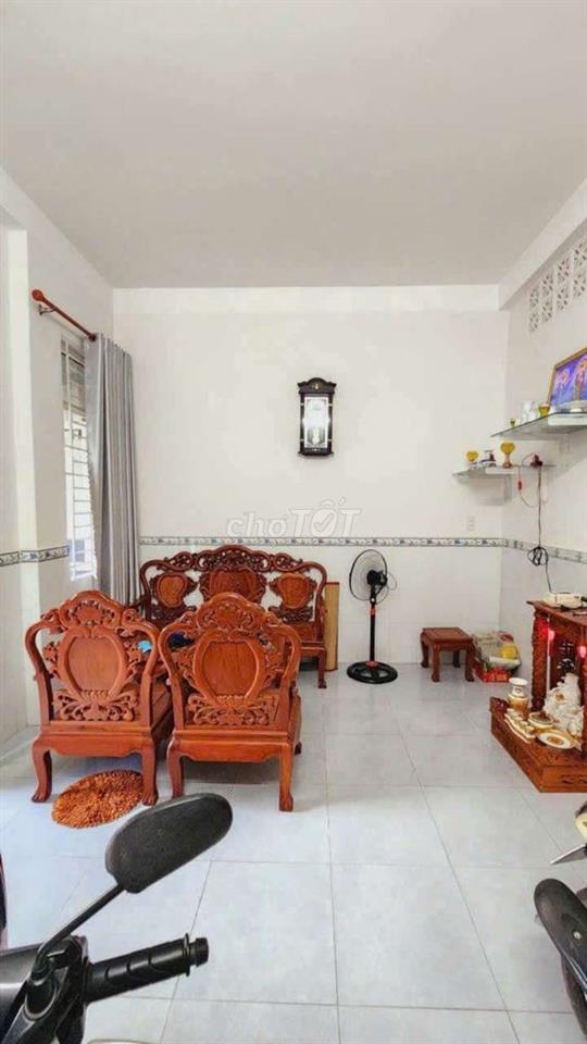 CHO THUÊ NHÀ TRỆT LẦU - KDC HOÀNG QUÂN - GẦN TRƯỜNG FPT