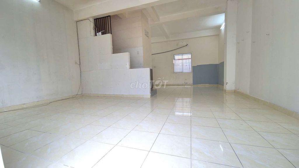 CHO THUÊ NHÀ TRỆT LẦU - 4 PHÒNG NGỦ - KDC HOÀNG QUÂN - GIÁ 4 TRIỆU