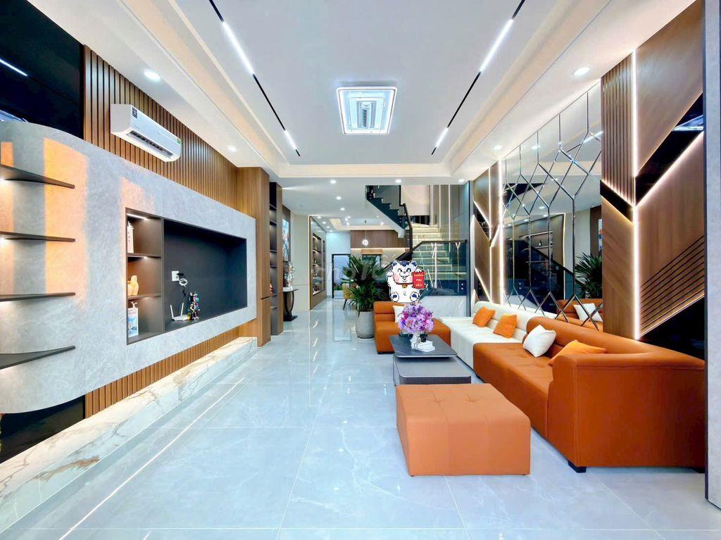 Nhà 3 Tầng Lầu Mới 100% Full Nội Thất Đẹp - KDC Hồng Loan - 5,8 Tỷ TL